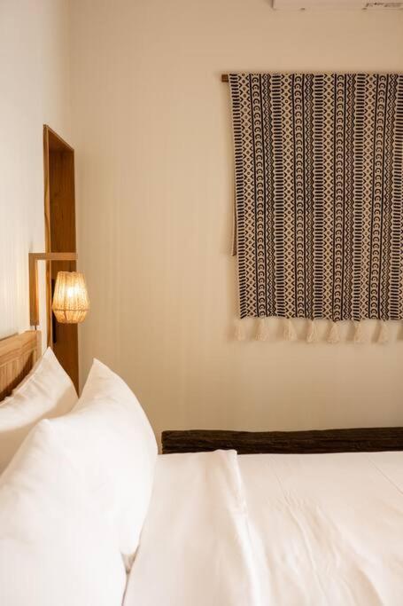 Mahira - Charming 1br With Living And Full Kitchen, Nestled In Quiet Jungle Uluwatu (Bali)