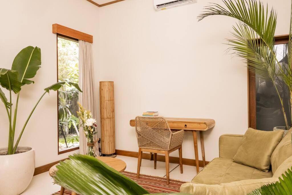 Villa Mahira - Charming 1br With Living And Full Kitchen, Nestled In Quiet Jungle